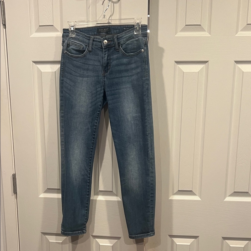 Judy Blue Dark Wash Cropped Jeans